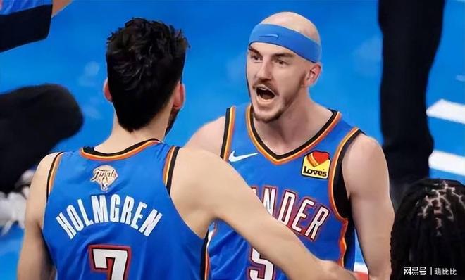 关于湖人险胜墨西哥男篮,卡鲁索一己之力扛起全队的信息 关于湖人险胜墨西哥男篮,卡鲁索一己之力扛起全队的信息