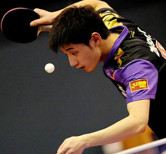比利时乒乓球队力克日本乒乓球队，张继科惊艳世界