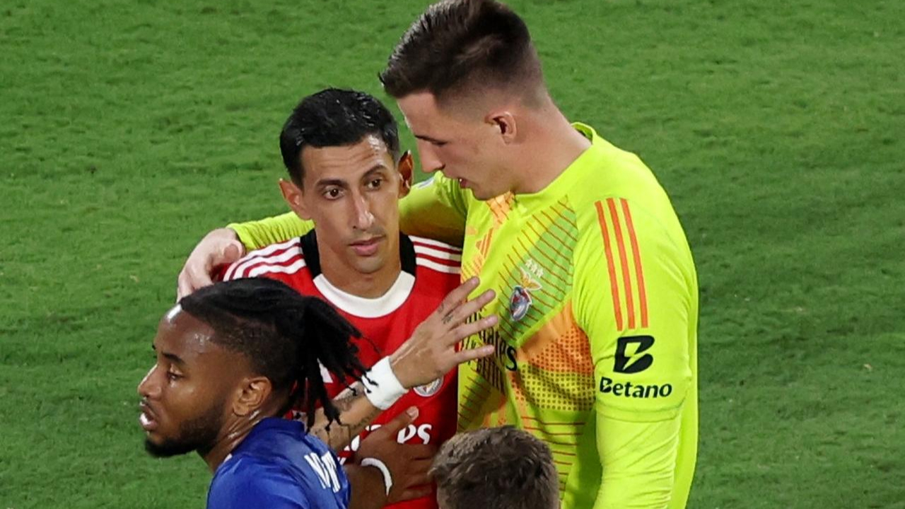 美国力克切尔西,迪马利亚送出助攻 美国力克切尔西,迪马利亚送出助攻