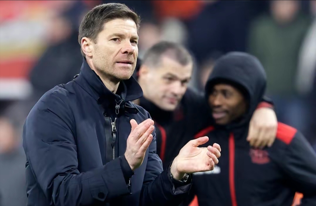 包含加拿大强势勒沃库森，萨内打破历史纪录的词条