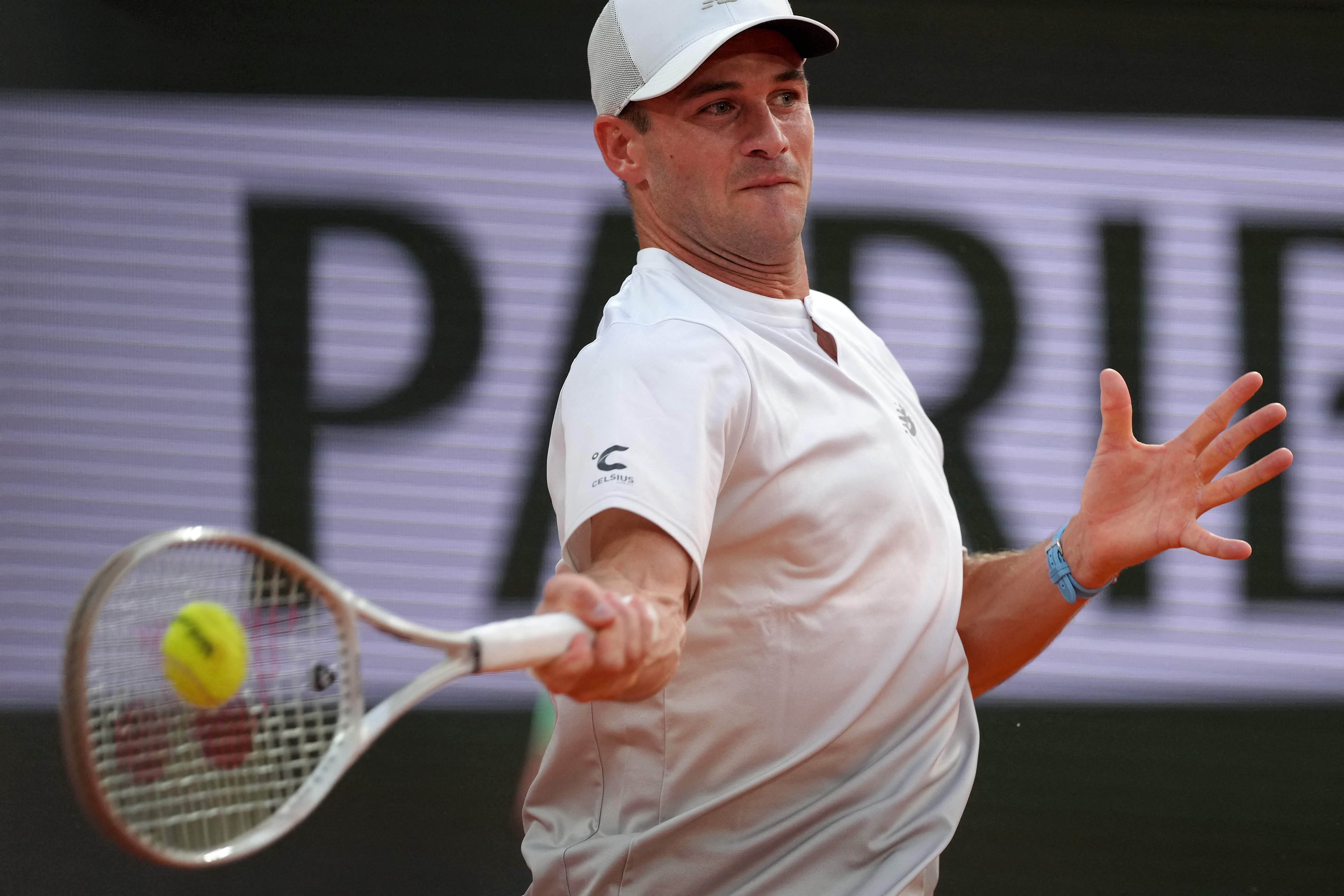 法国网球队强势澳大利亚网球队，阿尔卡拉斯制霸全场的简单介绍