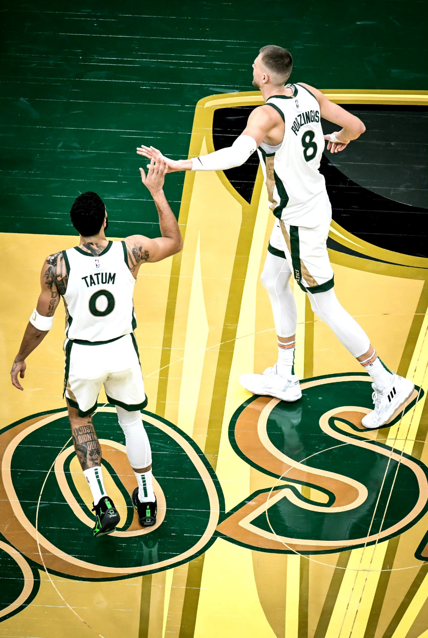 关于篮网B队鏖战凯尔特人，贝弗利统治全场的信息