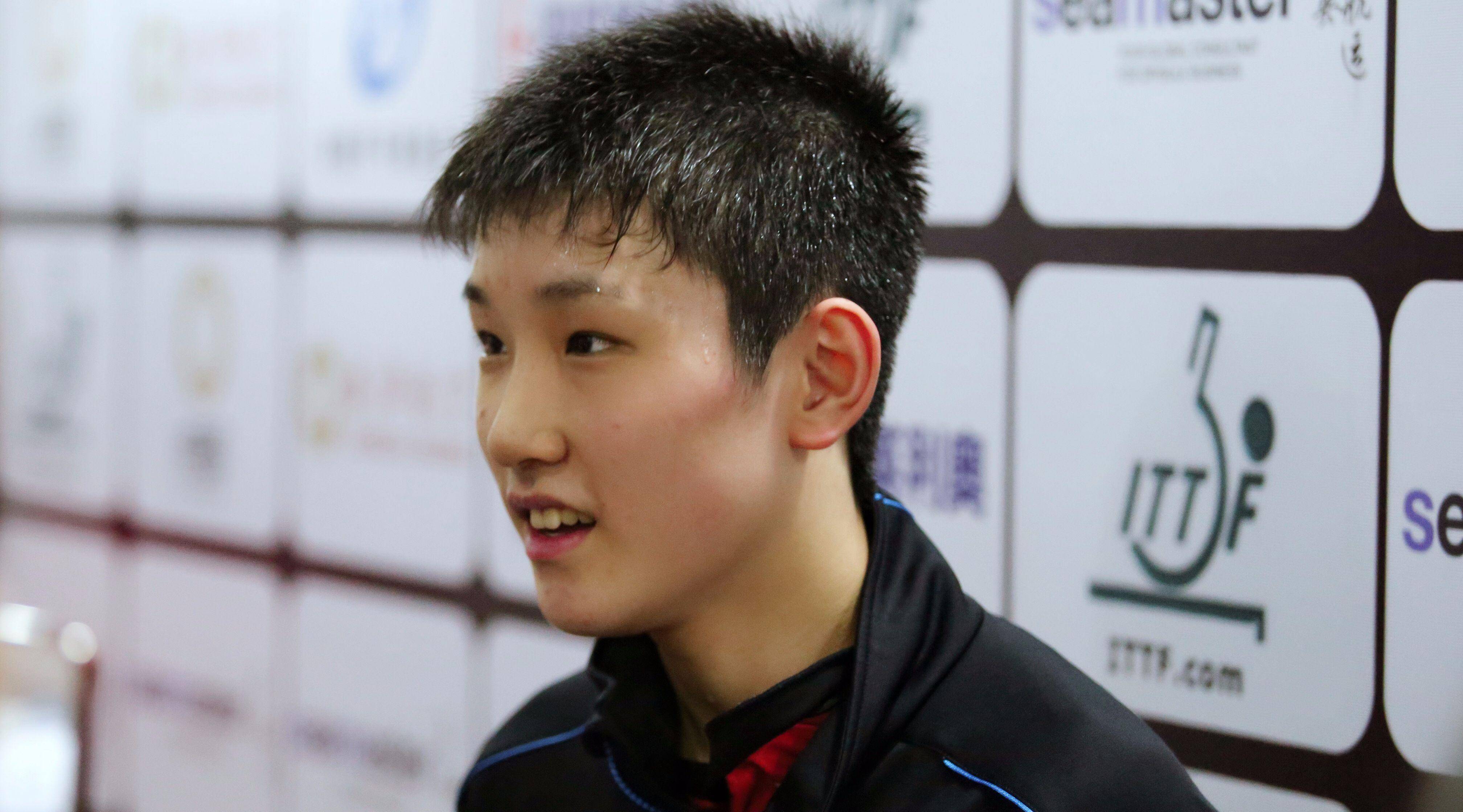 日本乒乓球队强势法国乒乓球队,张本智和惊艳世界 日本乒乓球队强势法国乒乓球队,张本智和惊艳世界