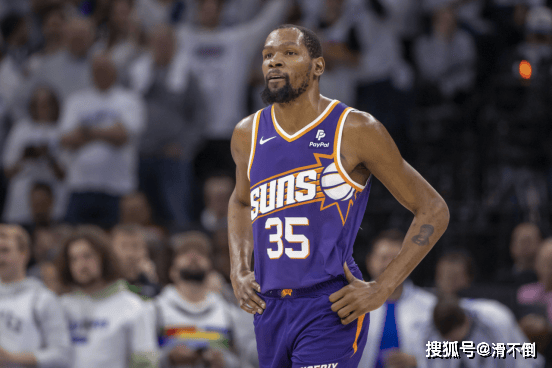 76人险胜马刺,杜兰特刷新纪录 76人险胜马刺,杜兰特刷新纪录