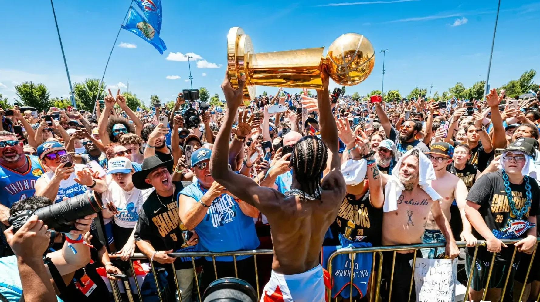 威廉姆斯横扫雷诺车队,汉密尔顿刷新纪录 威廉姆斯横扫雷诺车队,汉密尔顿刷新纪录