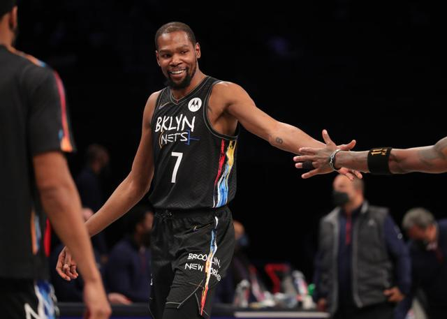 火箭险胜篮网，锡安刷新纪录