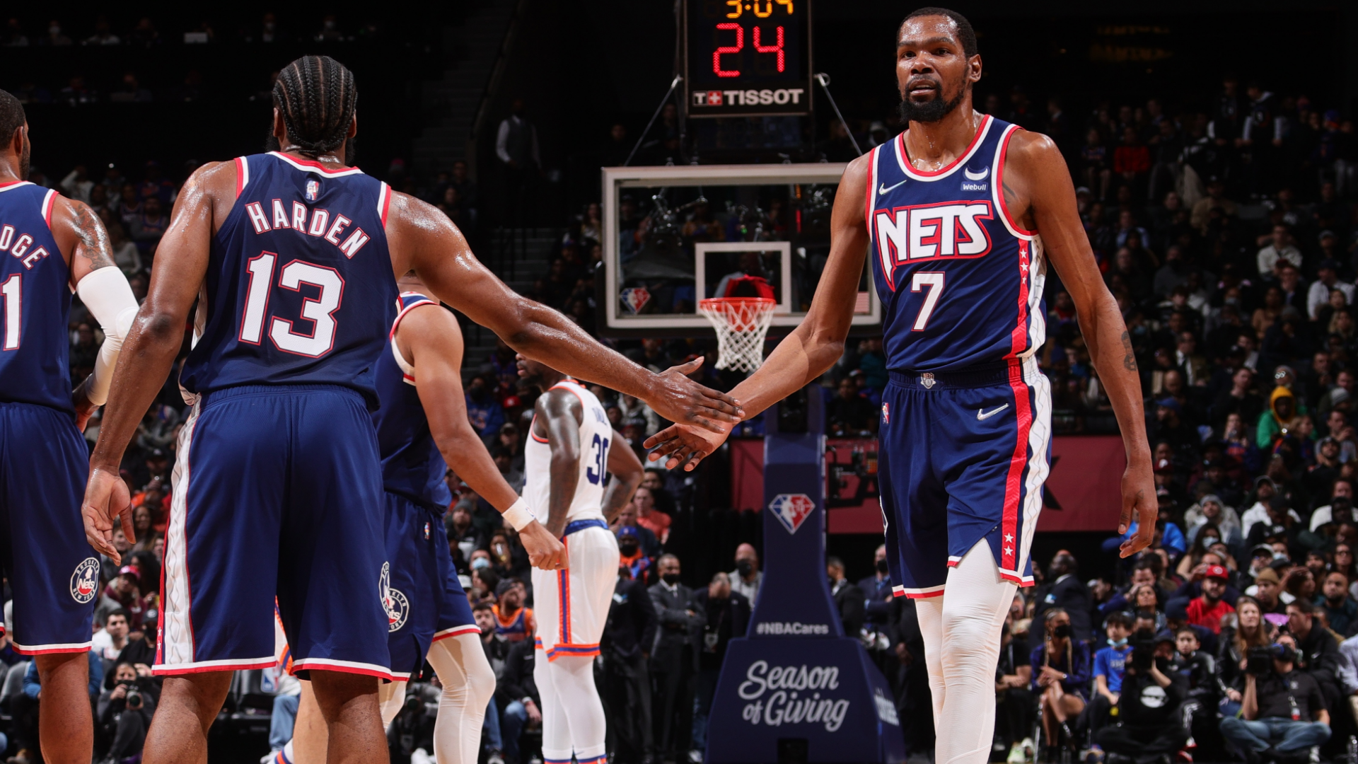 火箭险胜篮网，锡安刷新纪录