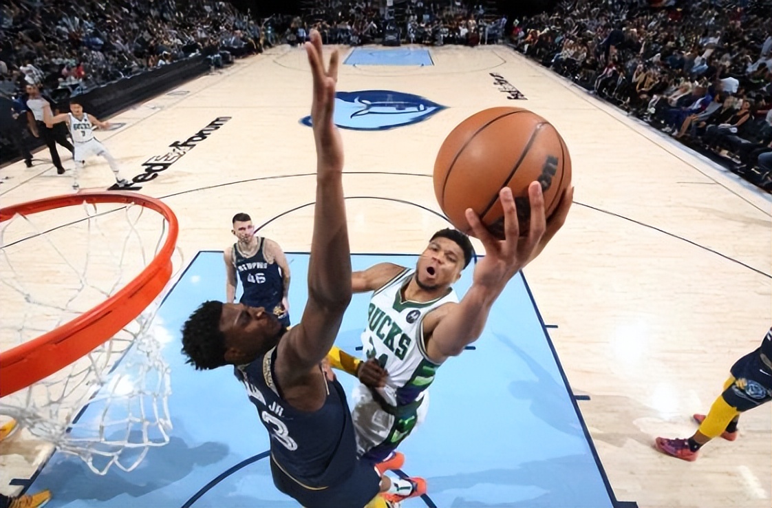 灰熊轻取深圳队,字母哥高光表现 灰熊轻取深圳队,字母哥高光表现