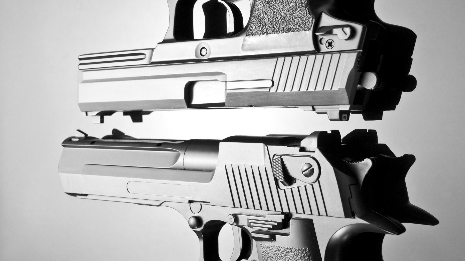 冷铁与烈焰,当威廉姆斯逆袭梅赛德斯,勒克莱尔在纪录的灰烬中重生